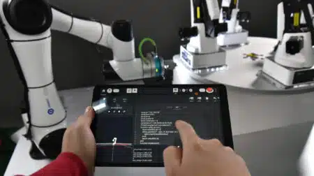 برنامه نویسی رباتیک دوبات